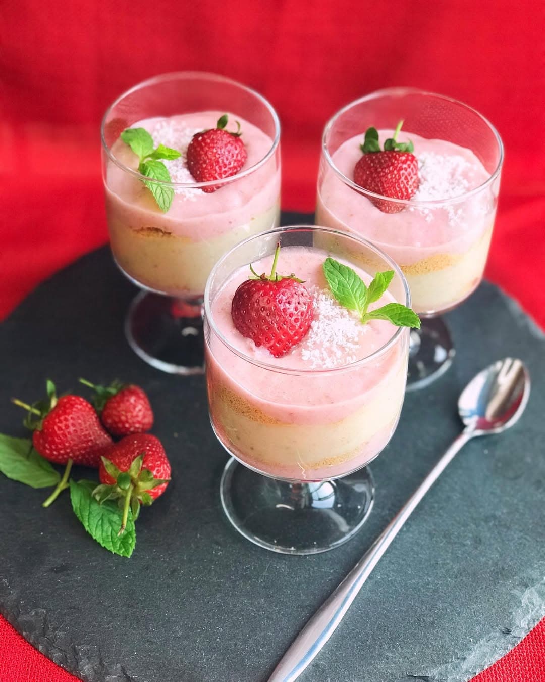 Çilekli&Muzlu Şekersiz Puding