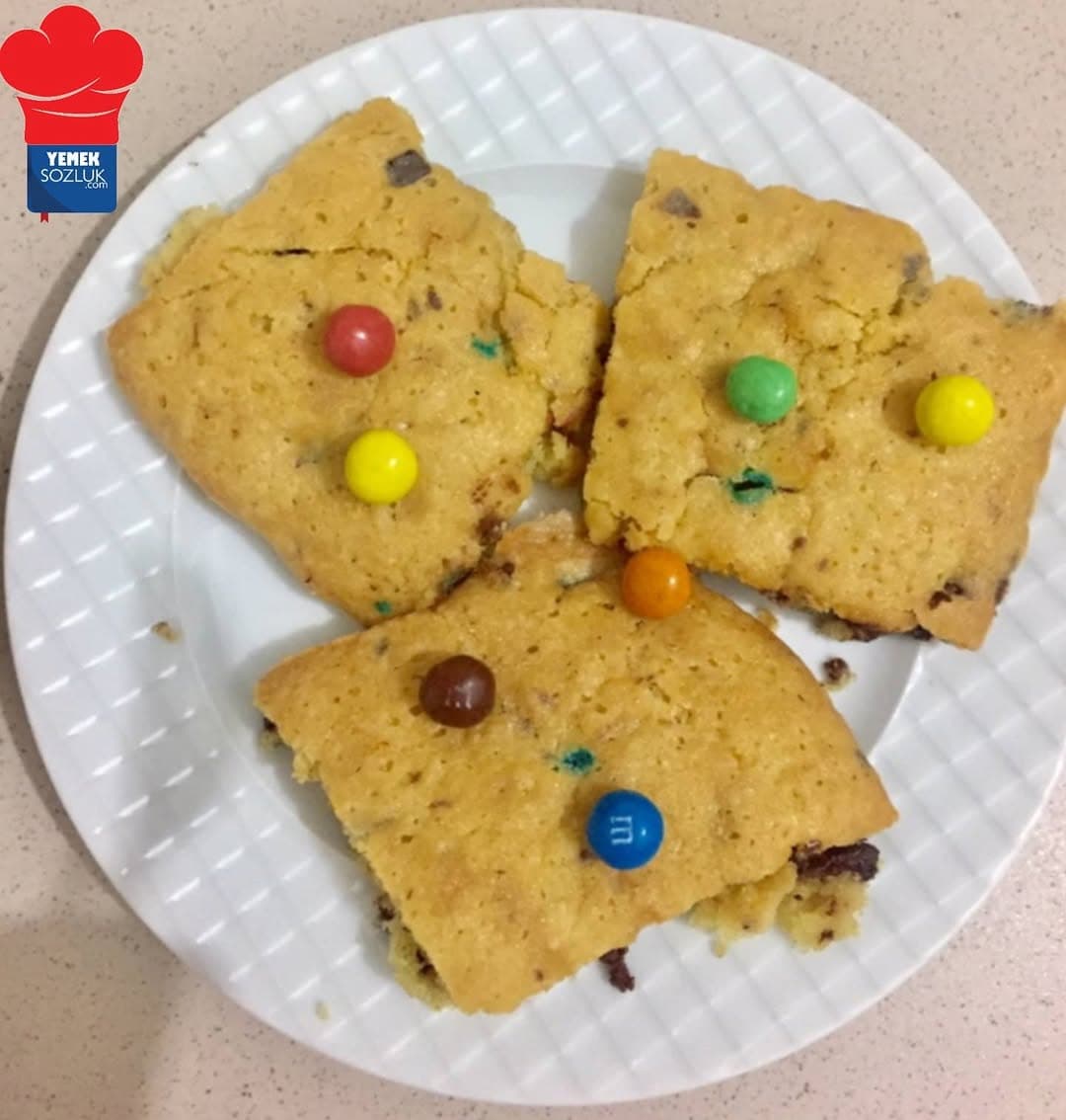 Renkli Şeker Kaplı Cookie Brownie