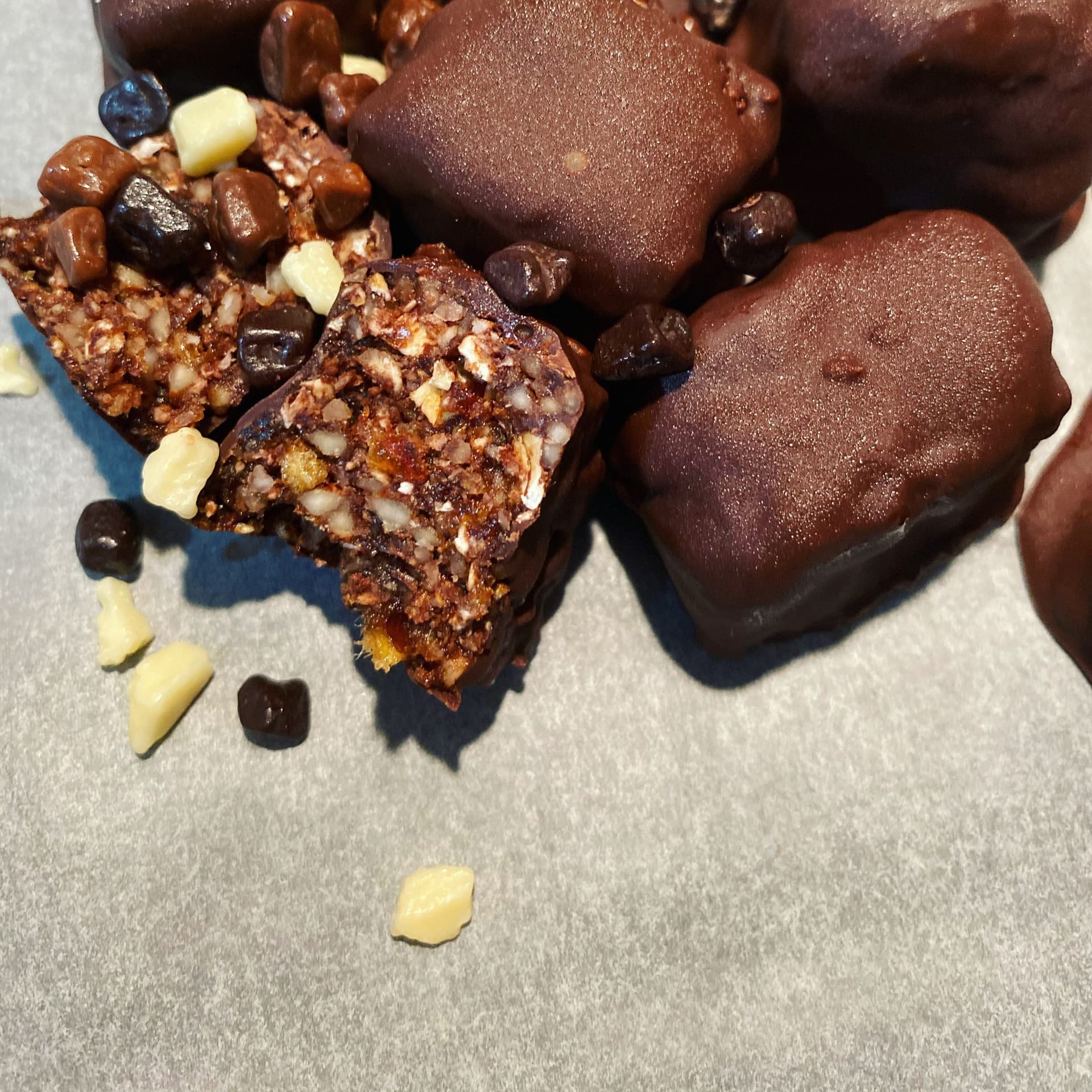 Yulaflı Hurmalı Çikolatalar