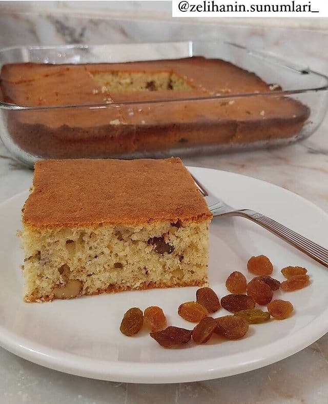 Cevizli Üzümlü Kek