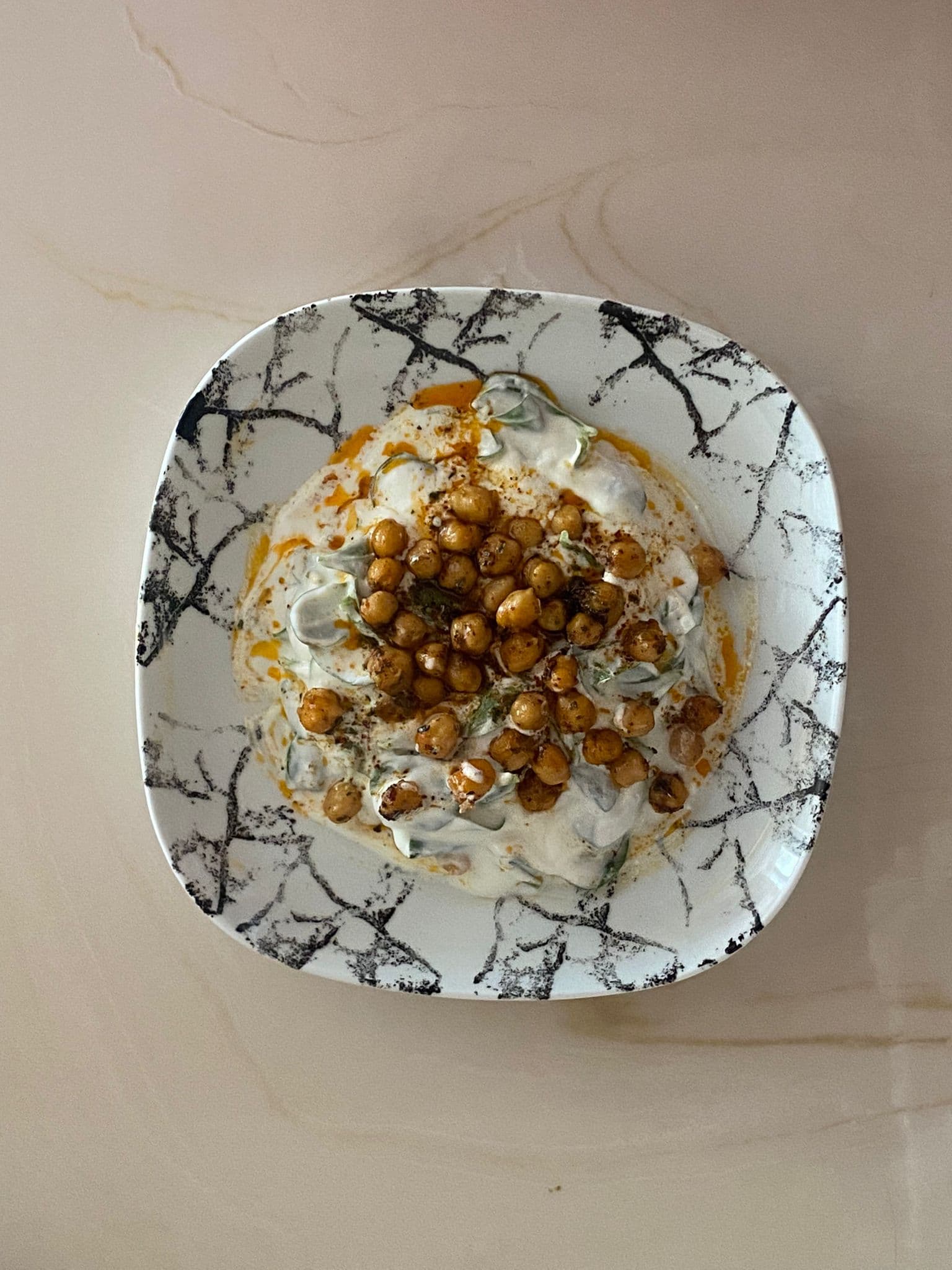 Çıtır Nohutlu Yoğurtlu Semizotu