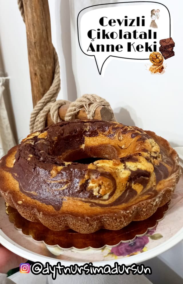 Cevizli Çikolatalı Anne Keki