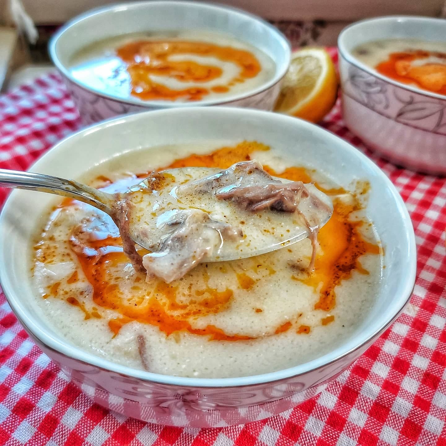 Sarımsaklı Et Çorbası