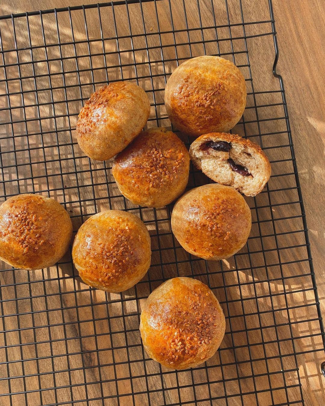 Tam Buğday Unlu Zeytinli Piknik Poğaçaları