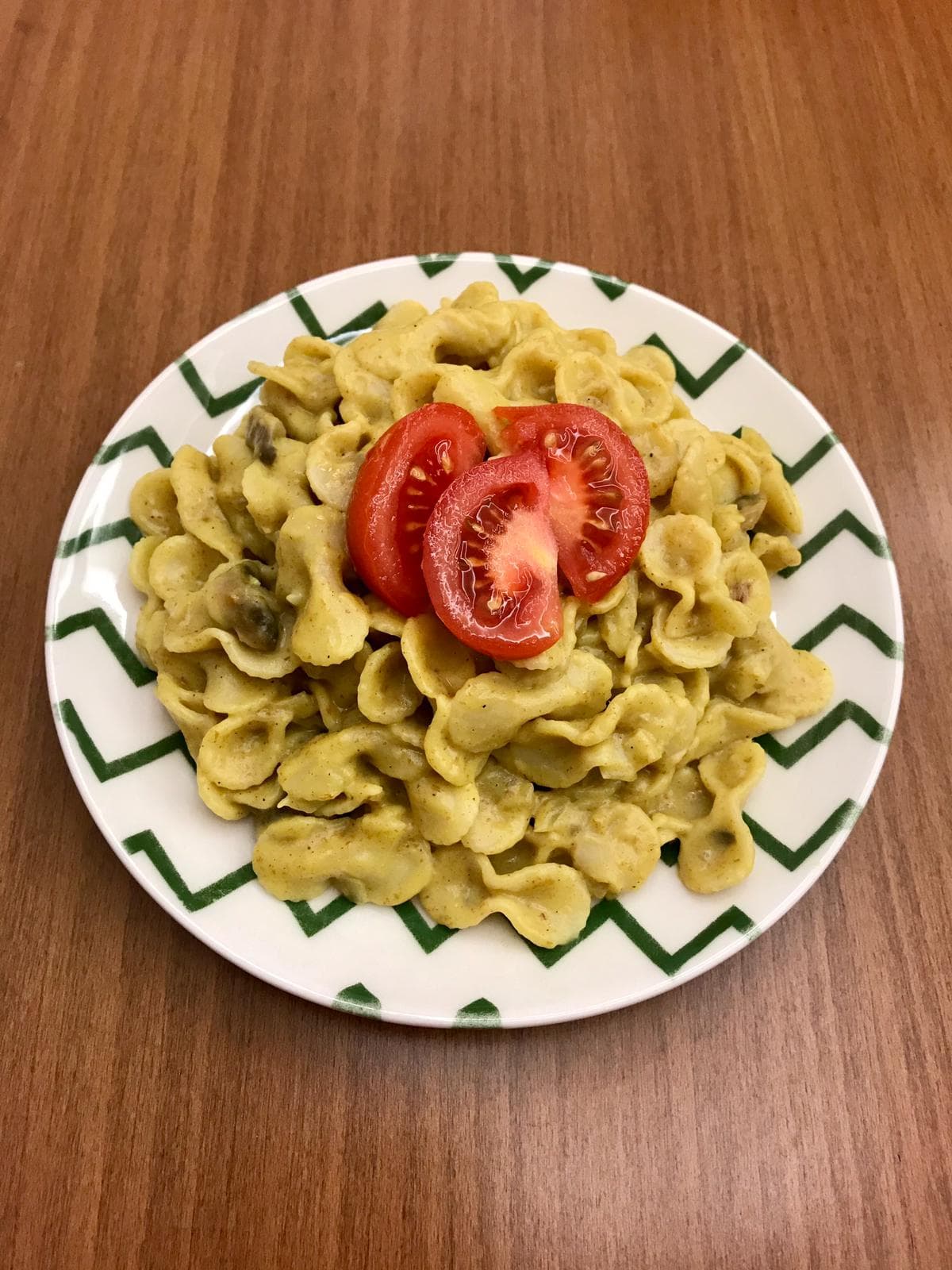 Köri Soslu Mantarlı Makarna